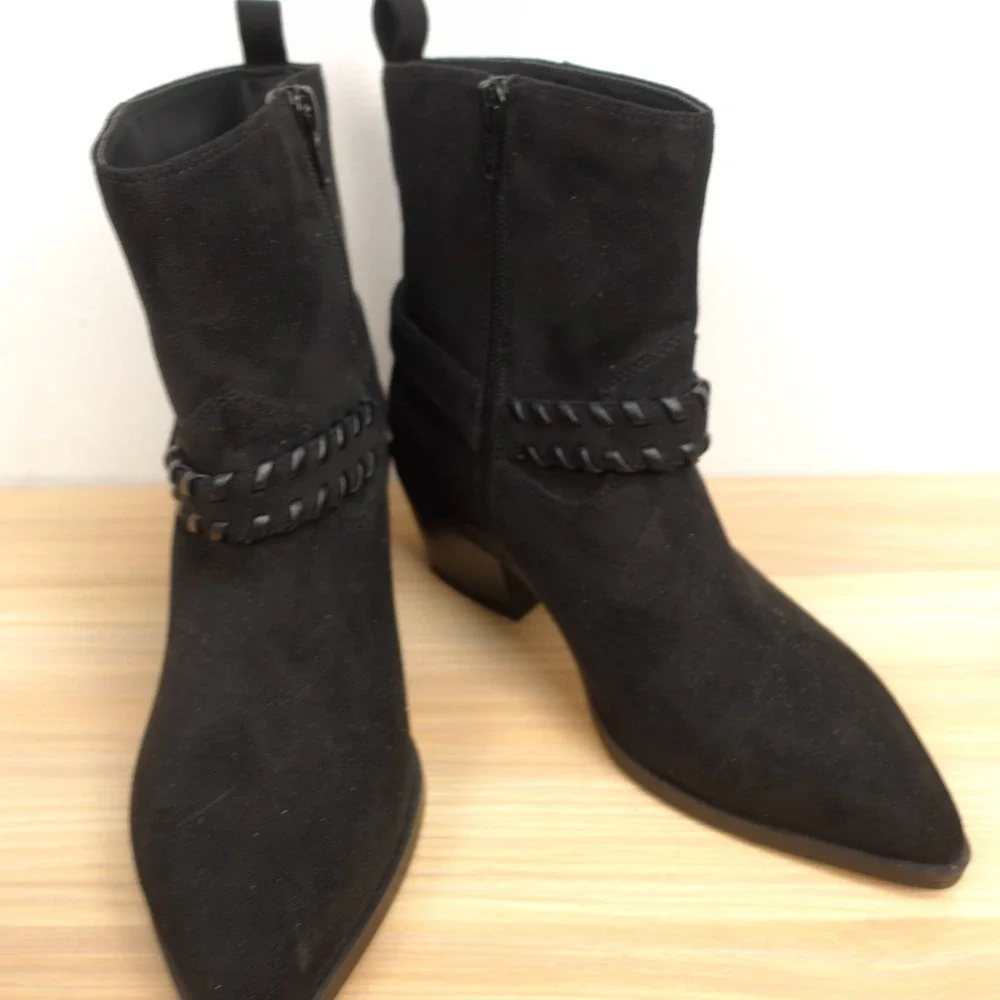 Western Boho Suede Ankle Boots Womens 6 Black Biker Indie Harness DV Dolce Vita